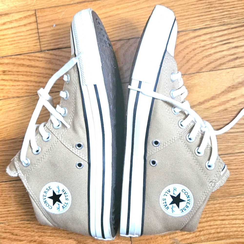 Converse Tan High-Top Sneakers Classic Design EXCELLENT Condition